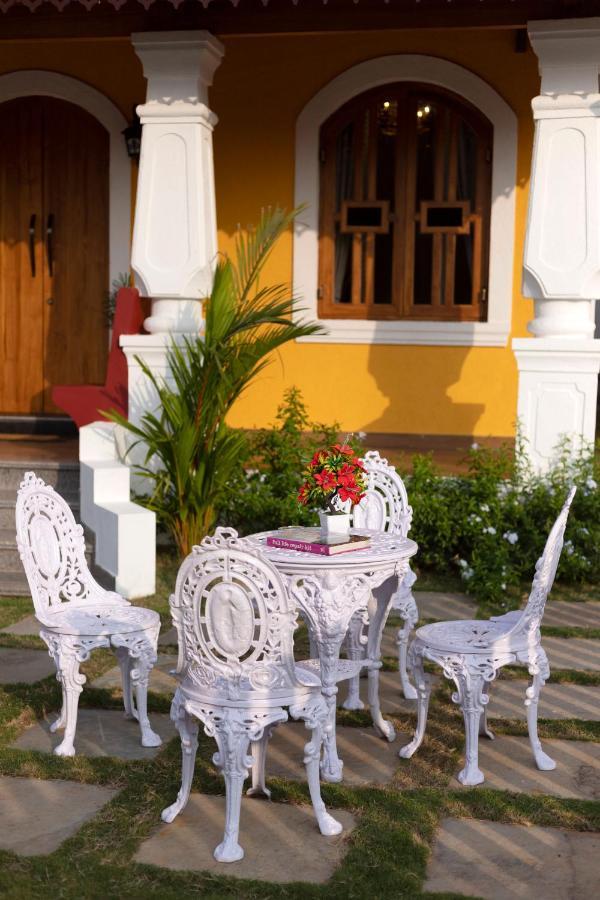Casa De Monique Vila Pilerne Exterior foto