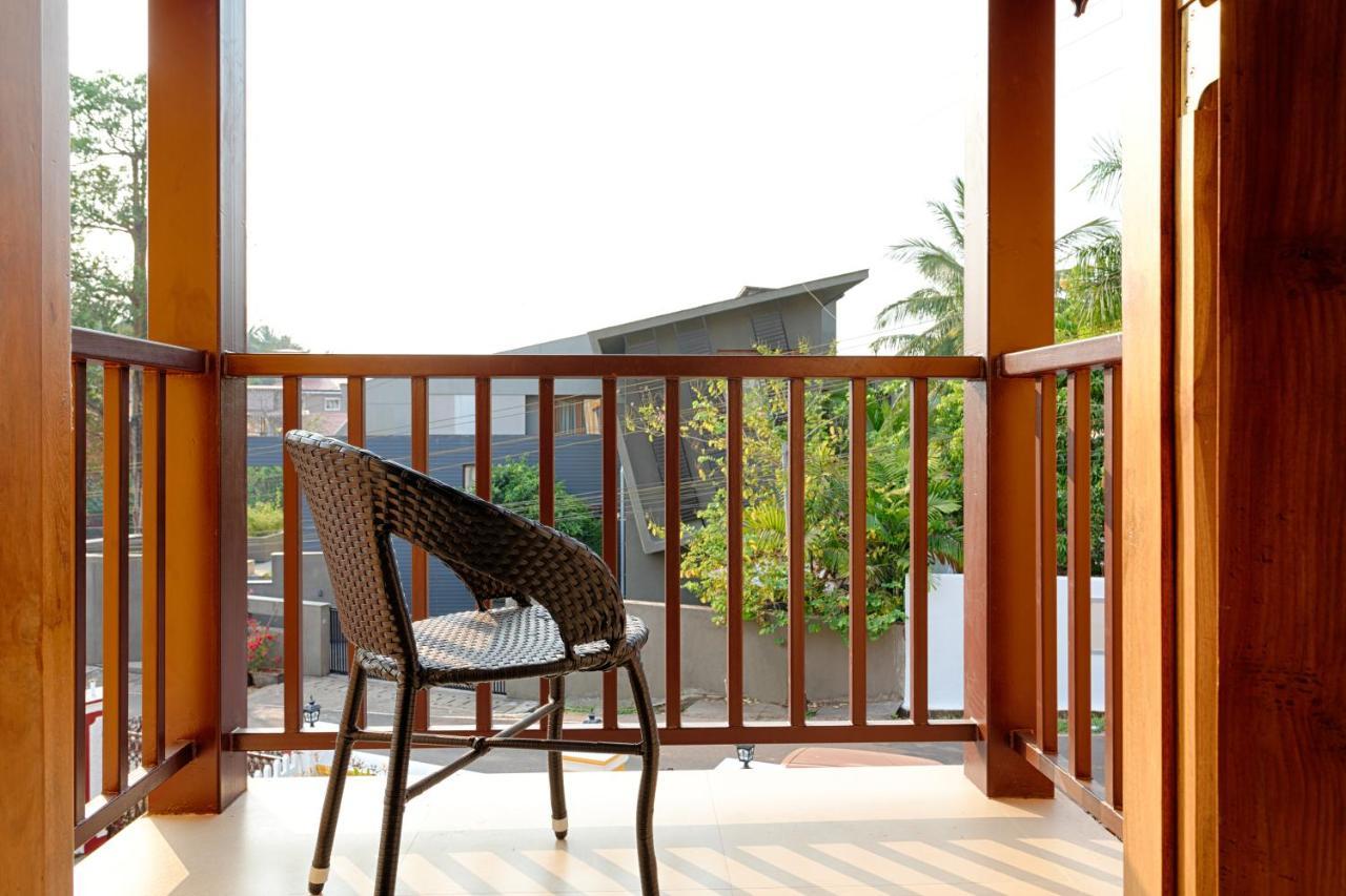 Casa De Monique Vila Pilerne Exterior foto